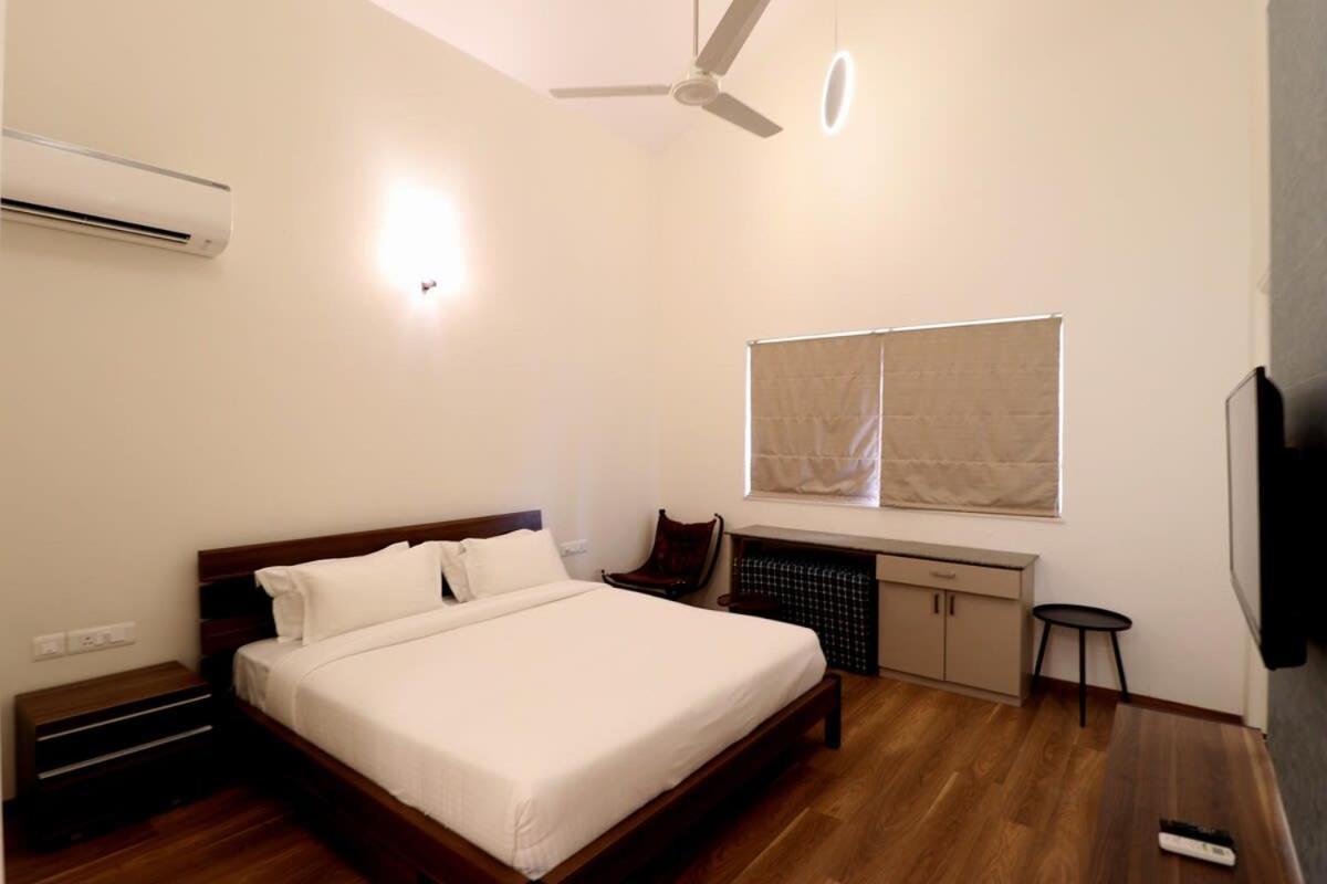 Welcome To Serenity-Luxury Villa At Prestige Augusta Golf Village Bangalore Exterior foto